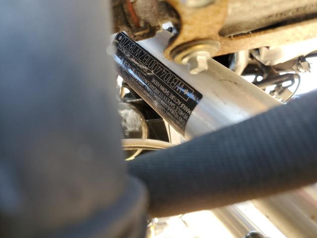 WB1044001BZW18970 - 2011 BMW R1200 RT TWO TONE photo 10