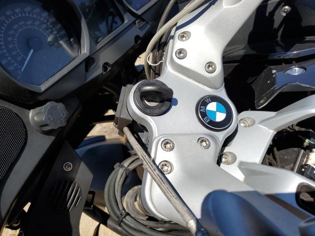 WB1044001BZW18970 - 2011 BMW R1200 RT TWO TONE photo 8
