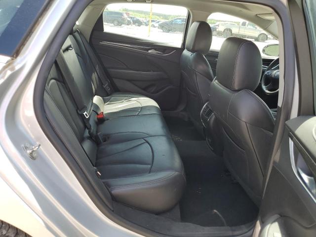 1G4ZP5SSXJU140593 - 2018 BUICK LACROSSE ESSENCE 银色 照片 10