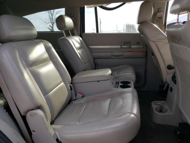 1A8HW58208F158389 - 2008 CHRYSLER ASPEN LIMITED კრემისფერი ფოტო 11