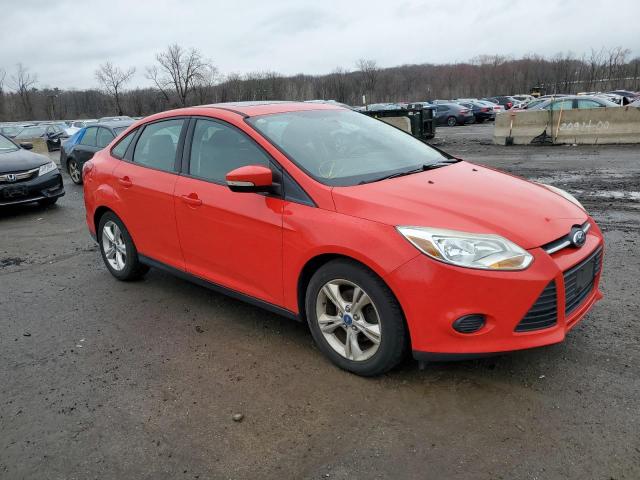 1FADP3F25DL230022 - 2013 FORD FOCUS SE RED photo 4
