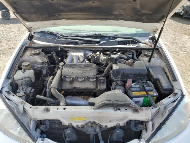 4T1BF32K92U030449 - 2002 TOYOTA CAMRY LE WHITE photo 11