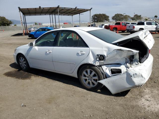 4T1BF32K92U030449 - 2002 TOYOTA CAMRY LE WHITE photo 2