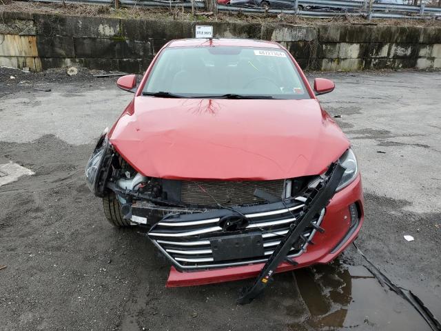 5NPD84LF4HH164481 - 2017 HYUNDAI ELANTRA SE RED photo 5