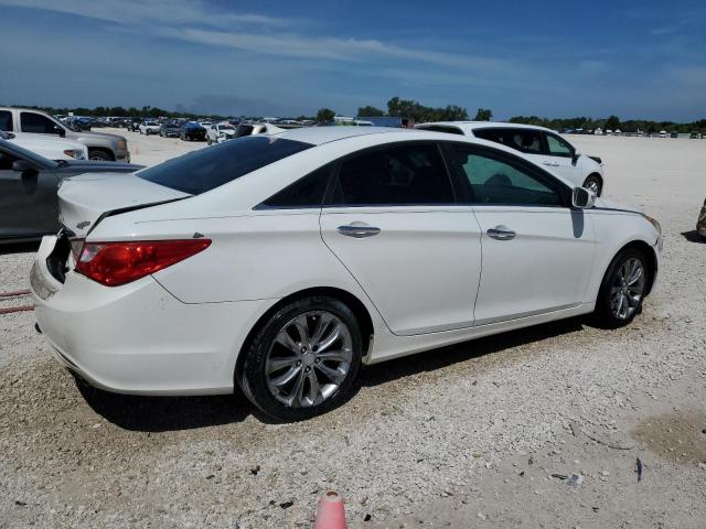 5NPEC4AB9BH218562 - 2011 HYUNDAI SONATA SE WHITE photo 3