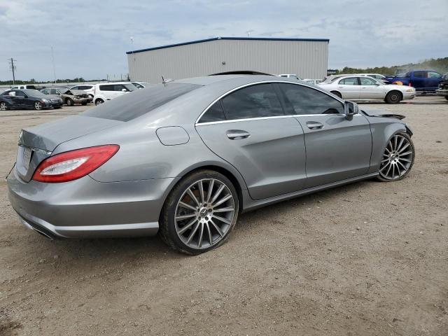 WDDLJ7DB1DA072667 - 2013 MERCEDES-BENZ CLS 550 SILVER photo 3