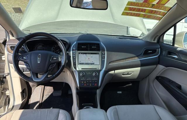 5LMCJ3D91HUL27895 - 2017 LINCOLN MKC RESERVE ოქროსფერი ფოტო 9