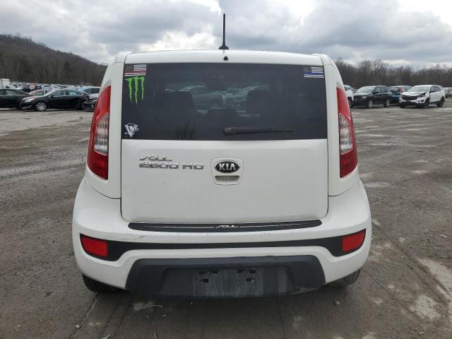 KNDJT2A52D7499673 - 2013 KIA SOUL WHITE photo 6