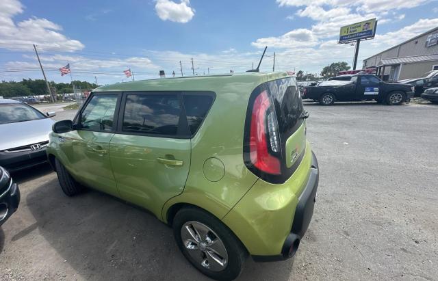 KNDJN2A21G7853834 - 2016 KIA SOUL GREEN photo 3