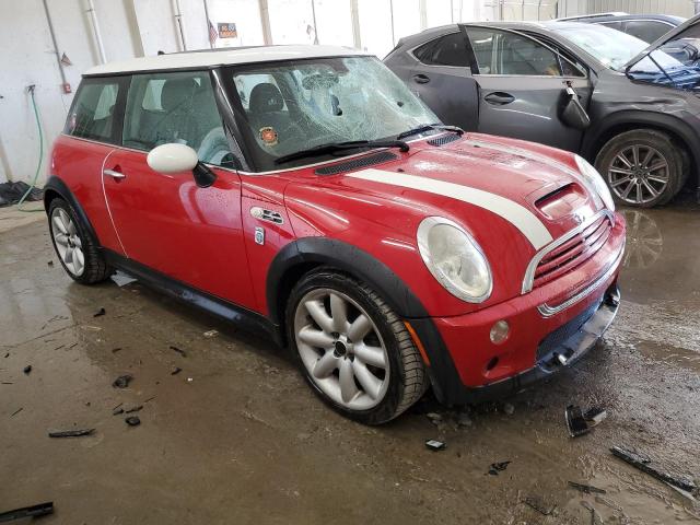 WMWRE33463TD72714 - 2003 MINI COOPER S RED photo 4