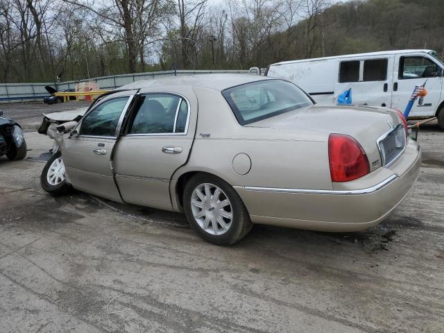 2LNBL8CVXAX750557 - 2010 LINCOLN TOWN CAR SIGNATURE LIMITED TAN photo 2