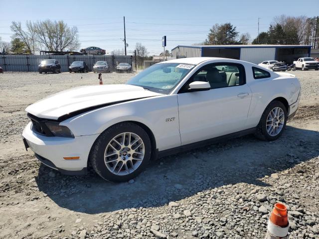 1ZVBP8CFXC5269274 - 2012 FORD MUSTANG GT WHITE photo 1