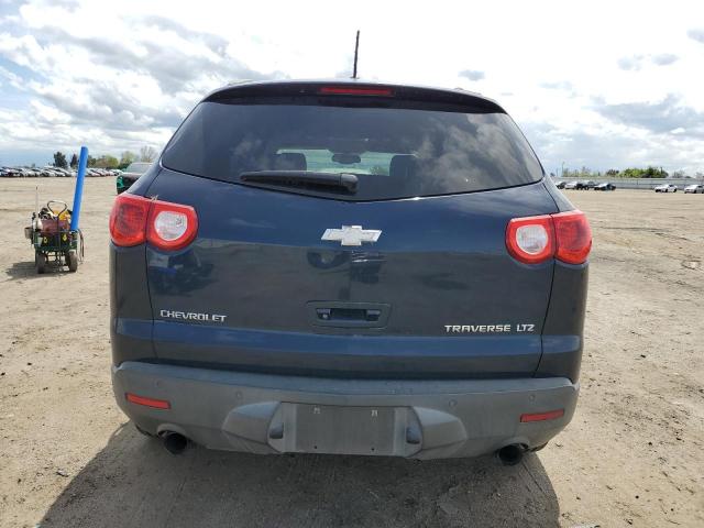 1GNEV33D59S152792 - 2009 CHEVROLET TRAVERSE LTZ BLUE photo 6