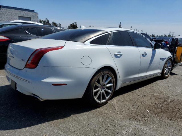 SAJWA1CZ5F8V77903 - 2015 JAGUAR XJ WHITE photo 3