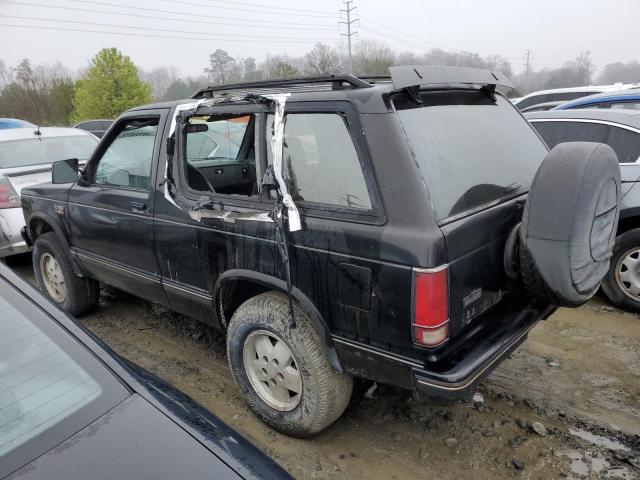 1GNCT18R4J0162574 - 1988 CHEVROLET BLAZER S10 BLACK photo 2