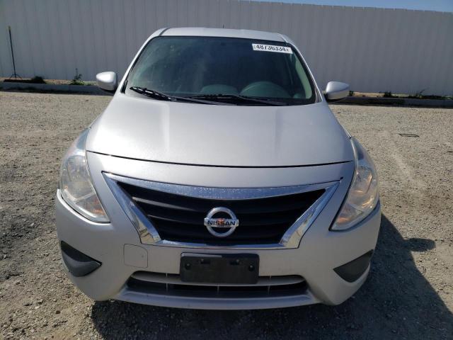 3N1CN7AP3HK449327 - 2017 NISSAN VERSA S SILVER photo 5