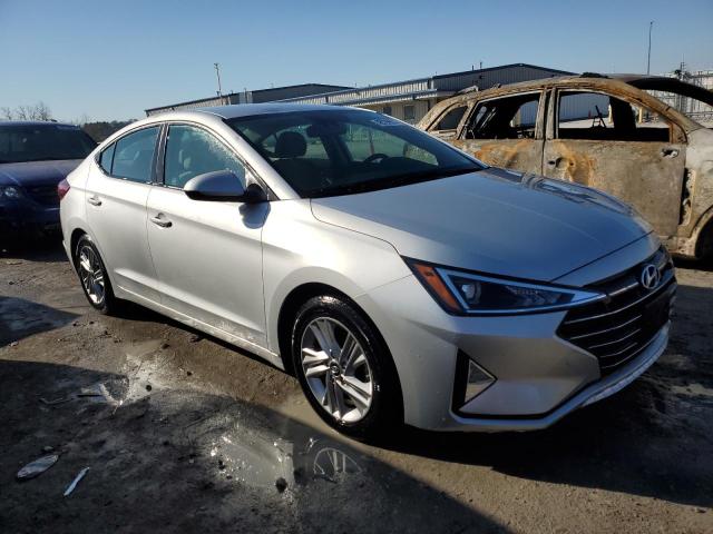 KMHD84LF9KU746522 - 2019 HYUNDAI ELANTRA SEL SILVER photo 4