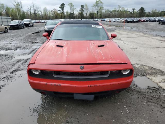 2C3CDYAG0DH646317 - 2013 DODGE CHALLENGER SXT RED photo 5