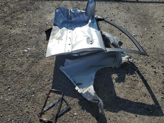 KNADE223896521478 - 2009 KIA RIO BASE SILVER photo 12