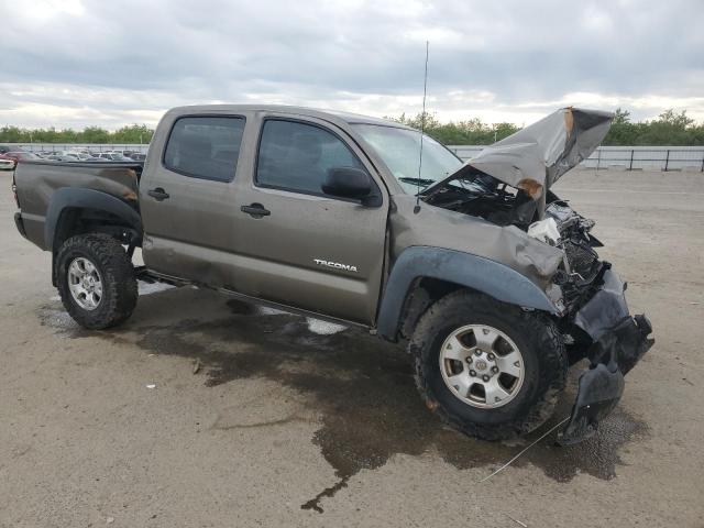 3TMJU62N59M083956 - 2009 TOYOTA TACOMA DOUBLE CAB PRERUNNER GRAY photo 4