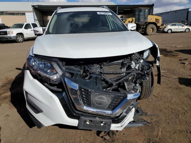 KNMAT2MV4HP602416 - 2017 NISSAN ROGUE S WHITE photo 5