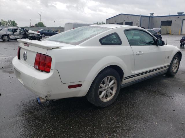 1ZVHT80N495104587 - 2009 FORD MUSTANG WHITE photo 3