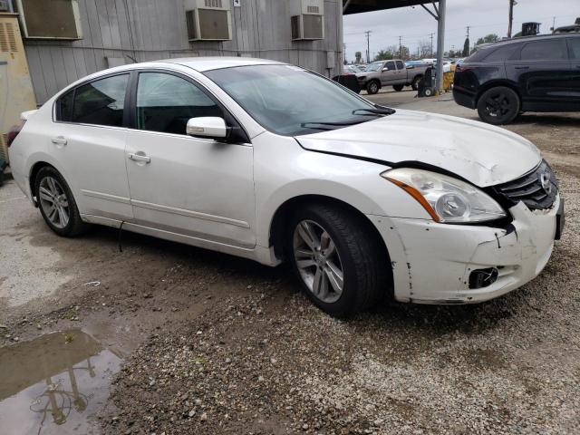 1N4CL2APXAC110667 - 2010 NISSAN ALTIMA HYBRID WHITE photo 4