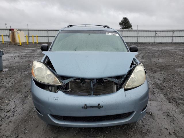 5TDZA23C36S506563 - 2006 TOYOTA SIENNA CE BLUE photo 5