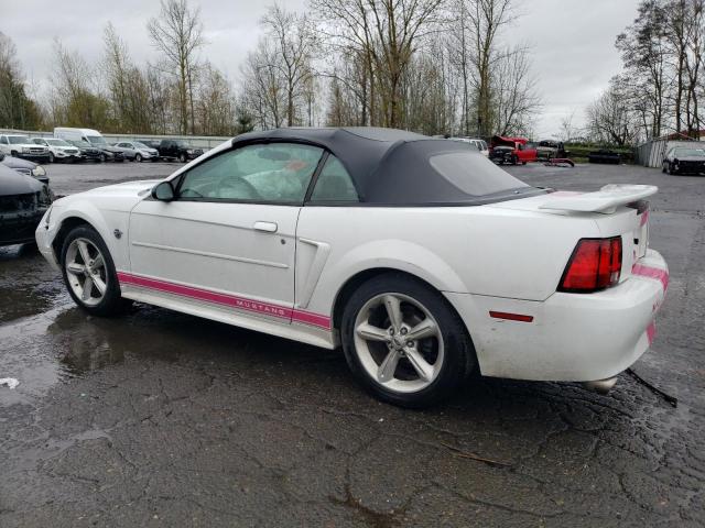 1FAFP44604F220517 - 2004 FORD MUSTANG WHITE photo 2