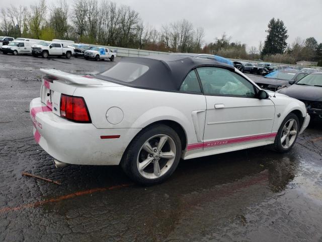 1FAFP44604F220517 - 2004 FORD MUSTANG WHITE photo 3
