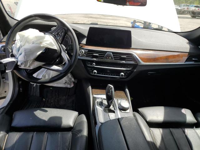 WBAJE7C58KWW04544 - 2019 BMW 540 XI WHITE photo 8