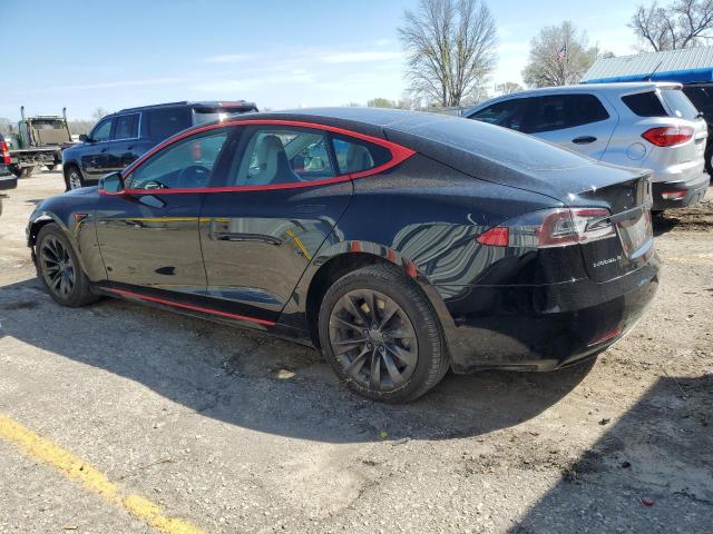 5YJSA1E2XHF217168 - 2017 TESLA MODEL S შავი ფოტო 2