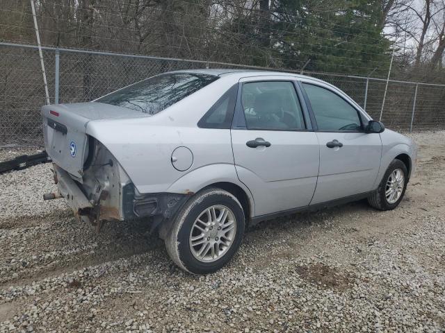 1FAFP34N27W297167 - 2007 FORD FOCUS ZX4 SILVER photo 3