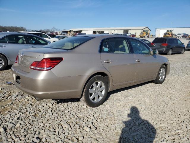 4T1BK36B95U043566 - 2005 TOYOTA AVALON XL GOLD photo 3