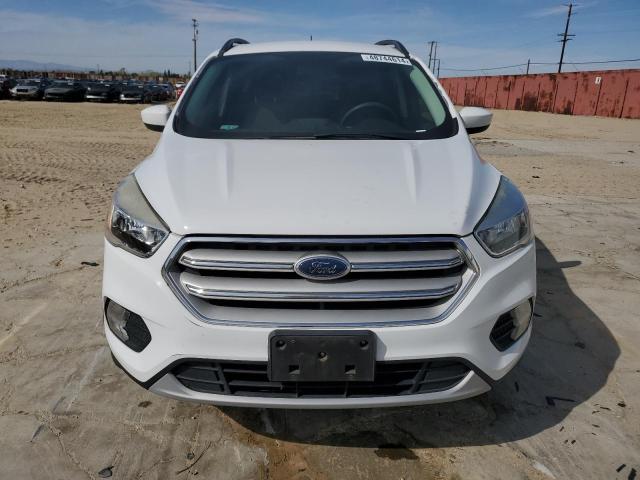 1FMCU9GD7JUA99484 - 2018 FORD ESCAPE SE WHITE photo 5