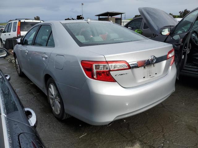 4T1BK1FK6CU523758 - 2012 TOYOTA CAMRY SE SILVER photo 2