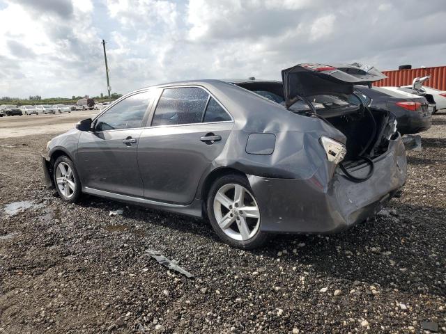 4T1BF1FK9CU069977 - 2012 TOYOTA CAMRY BASE GRAY photo 2