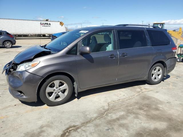 5TDKK3DC6ES417913 - 2014 TOYOTA SIENNA LE GRAY photo 1