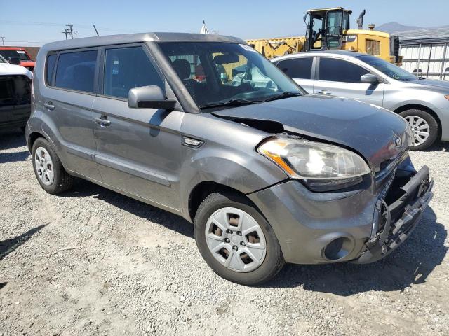 KNDJT2A50D7600922 - 2013 KIA SOUL GRAY photo 4