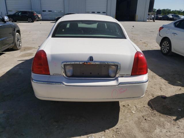 2LNBL8CV5AX610402 - 2010 LINCOLN TOWN CAR SIGNATURE LIMITED WHITE photo 6