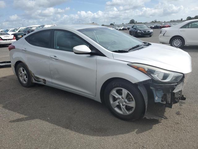 5NPDH4AE8FH646409 - 2015 HYUNDAI ELANTRA SE SILVER photo 4