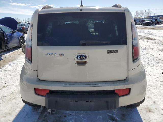 KNDJT2A21B7712051 - 2011 KIA SOUL + WHITE photo 6