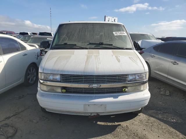 1GNDM19W9YB206203 - 2000 CHEVROLET ASTRO WHITE photo 5