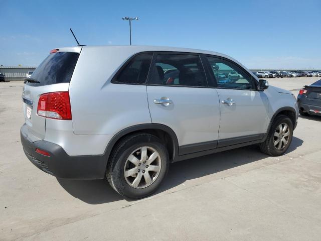 5XYKT3A15CG284779 - 2012 KIA SORENTO BASE SILVER photo 3