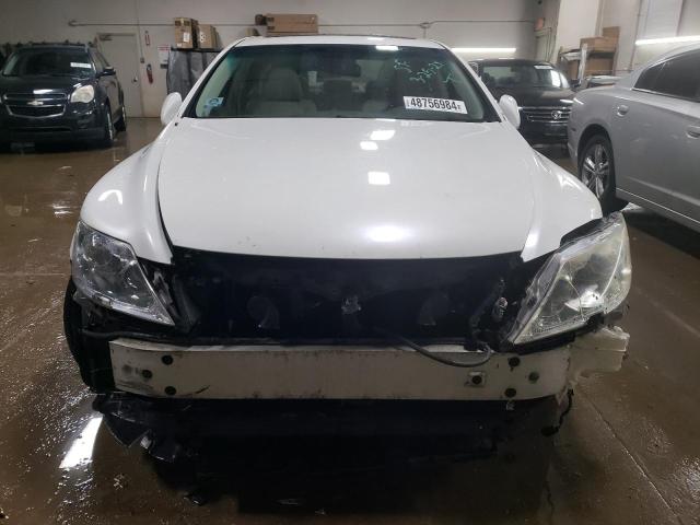 JTHBL46F275041244 - 2007 LEXUS LS 460 WHITE photo 5