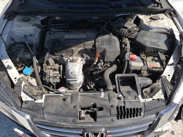 1HGCR2F33DA015559 - 2013 HONDA ACCORD LX WHITE photo 11