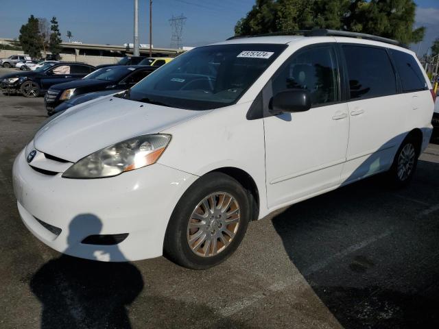 2008 TOYOTA SIENNA CE, 