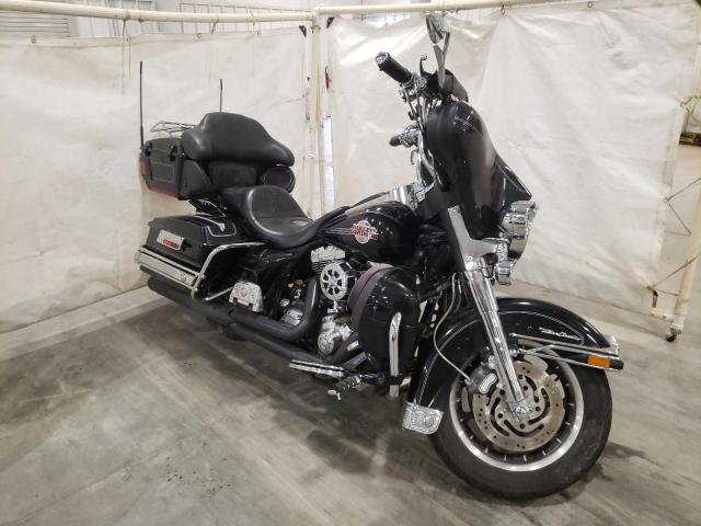 1HD1FC4147Y668708 - 2007 HARLEY-DAVIDSON FLHTCUI 黑色 照片 1