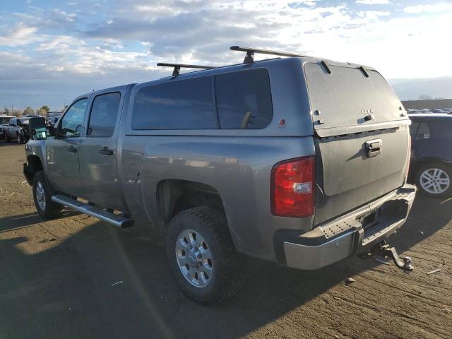 1GC1KXC86DF113818 - 2013 CHEVROLET SILVERADO K2500 HEAVY DUTY LT GRAY photo 2