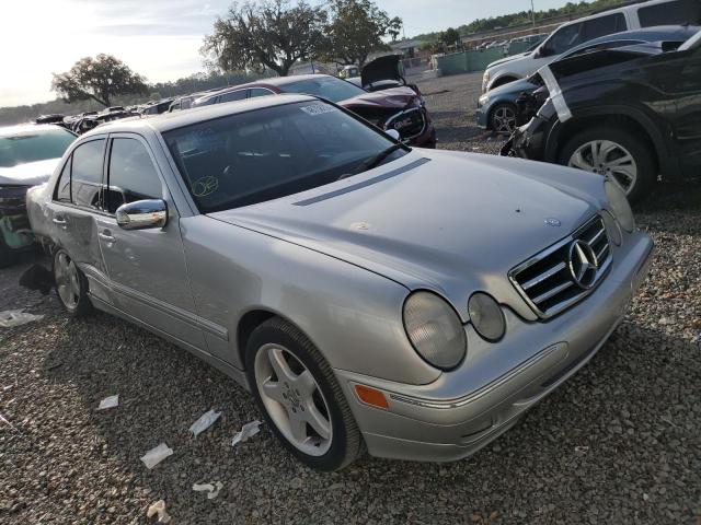 WDBJF65J7YB144814 - 2000 MERCEDES-BENZ E 320 SILVER photo 4